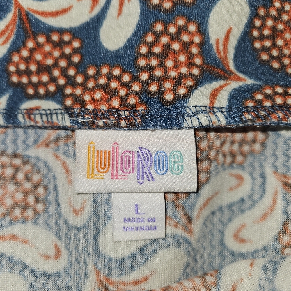 Lularoe - Picture 2 of 2